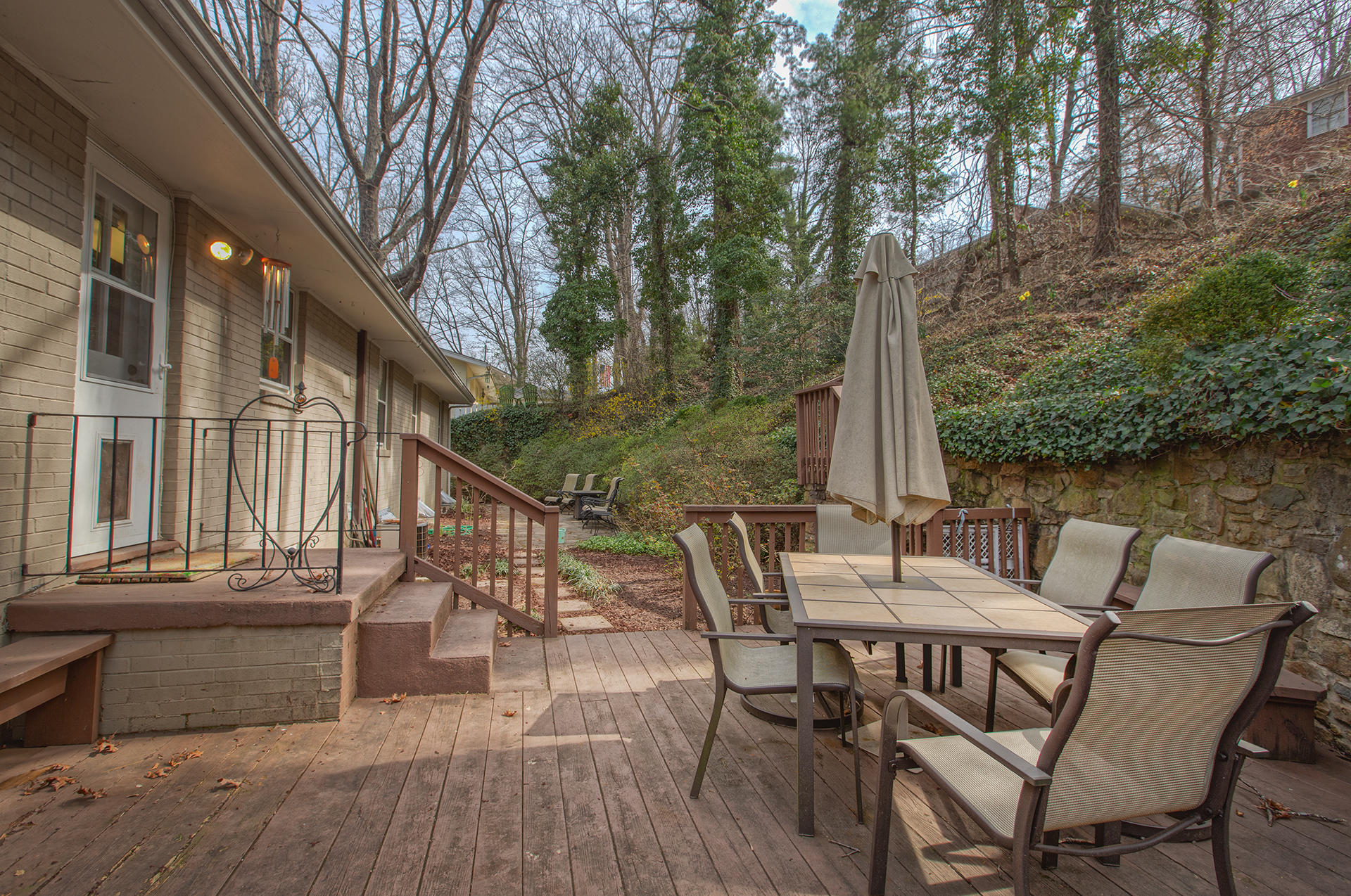 3120 Stoneridge Road Southwest Roanoke, VA 24014 - Photo 33 of 35 a view of backyard with outdoor seating and city view