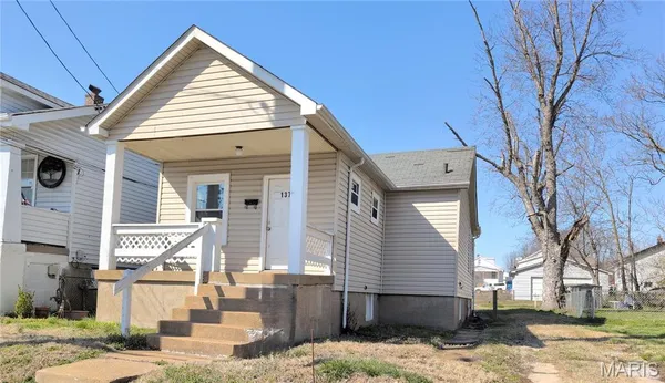 $93,000 | 137 West Arlee Avenue, St. Louis, MO 63125