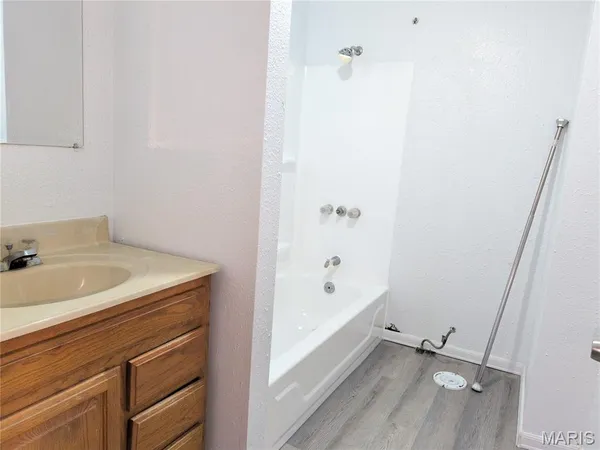 $93,000 | 137 West Arlee Avenue, St. Louis, MO 63125