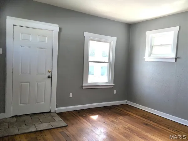 $93,000 | 137 West Arlee Avenue, St. Louis, MO 63125