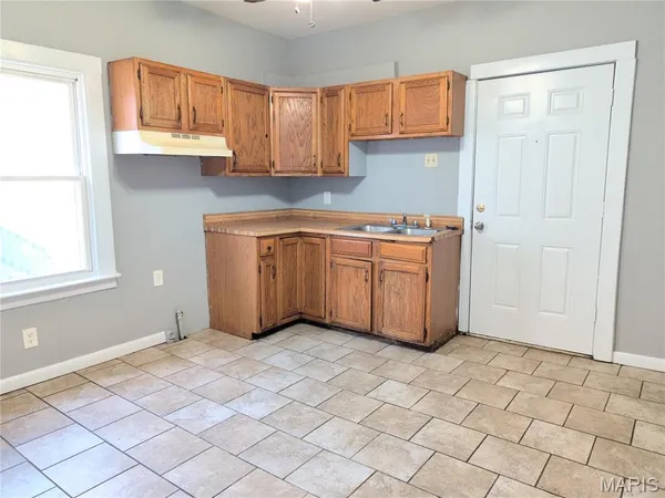 $93,000 | 137 West Arlee Avenue, St. Louis, MO 63125