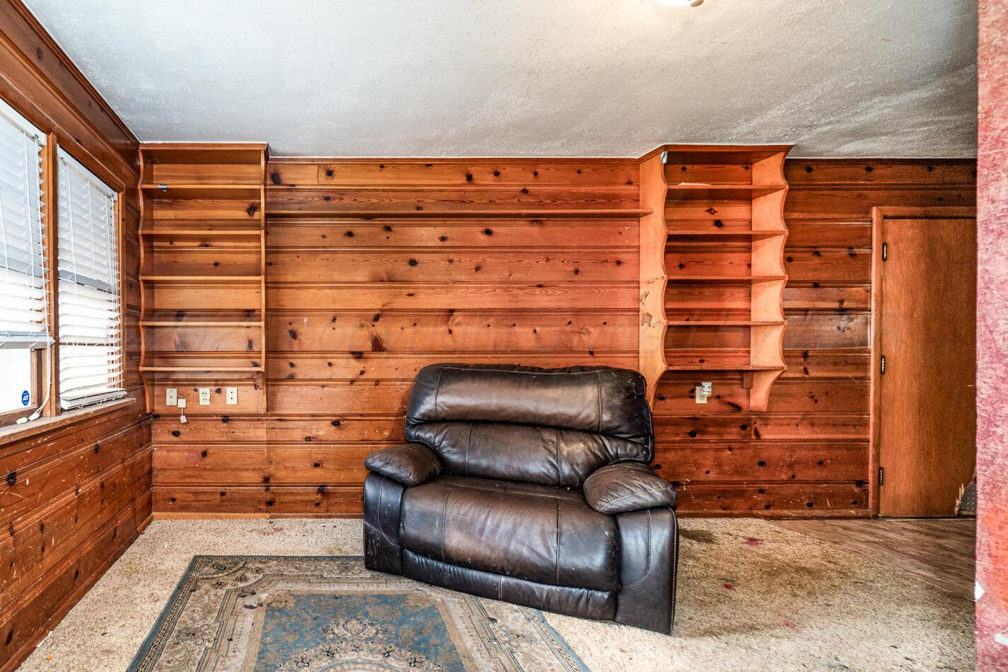 11 Travis Circle Tulia, TX 79088 - Photo 13 of 21 a backyard of a house with wooden stairs