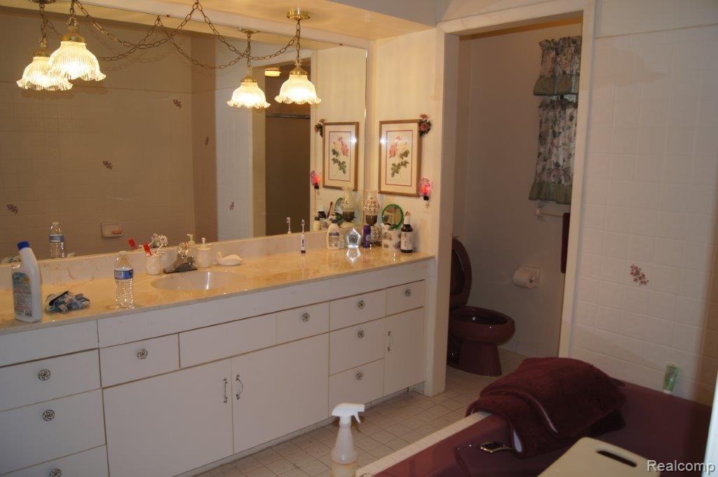 5643 Ewalt Road Imlay City, MI 48444 - Photo 11 of 29 5643 Ewalt Rd 008.jpg
