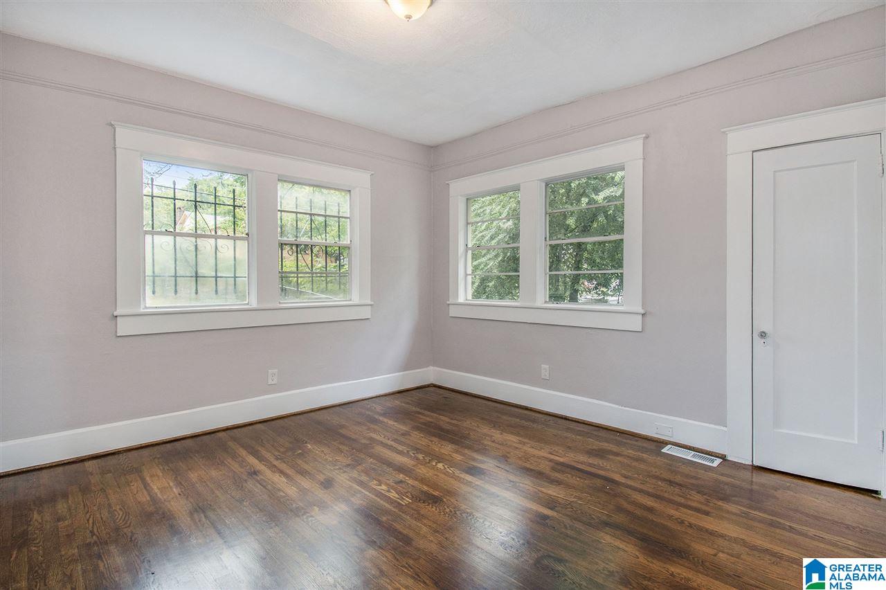 925 Pike Road Birmingham, AL 35218 - Photo 16 of 26 Gallery Image 16