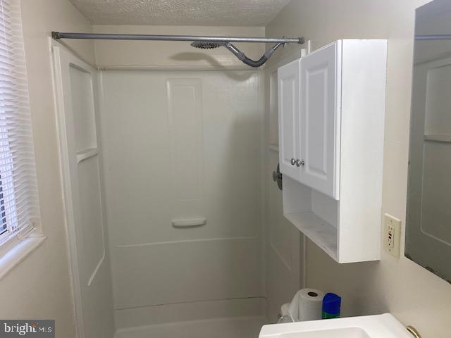1409 Silo Way Silver Spring, MD 20905 - Photo 12 of 43 Master Bathroom