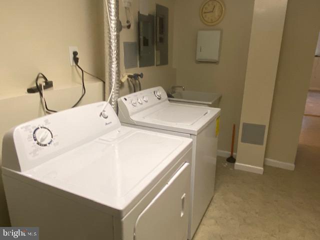 1409 Silo Way Silver Spring, MD 20905 - Photo 26 of 43 Washer and Dryer
