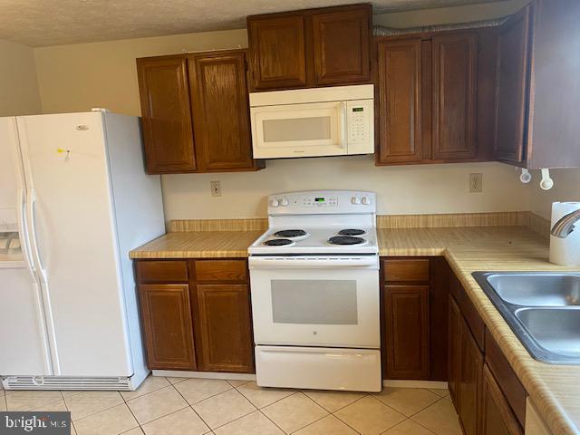 1409 Silo Way Silver Spring, MD 20905 - Photo 5 of 43 Kitchen