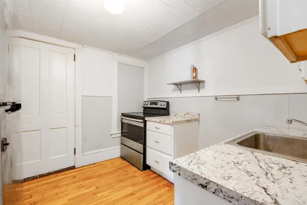 $1,100 | 4 Elm Street, Unit 203, Lancaster, NH 03584