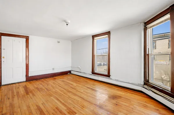 $1,100 | 4 Elm Street, Unit 203, Lancaster, NH 03584