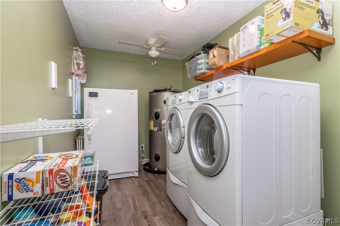 18920 Duval Road Moseley, VA 23120 - Photo 15 of 31 a utility room with dryer and washer