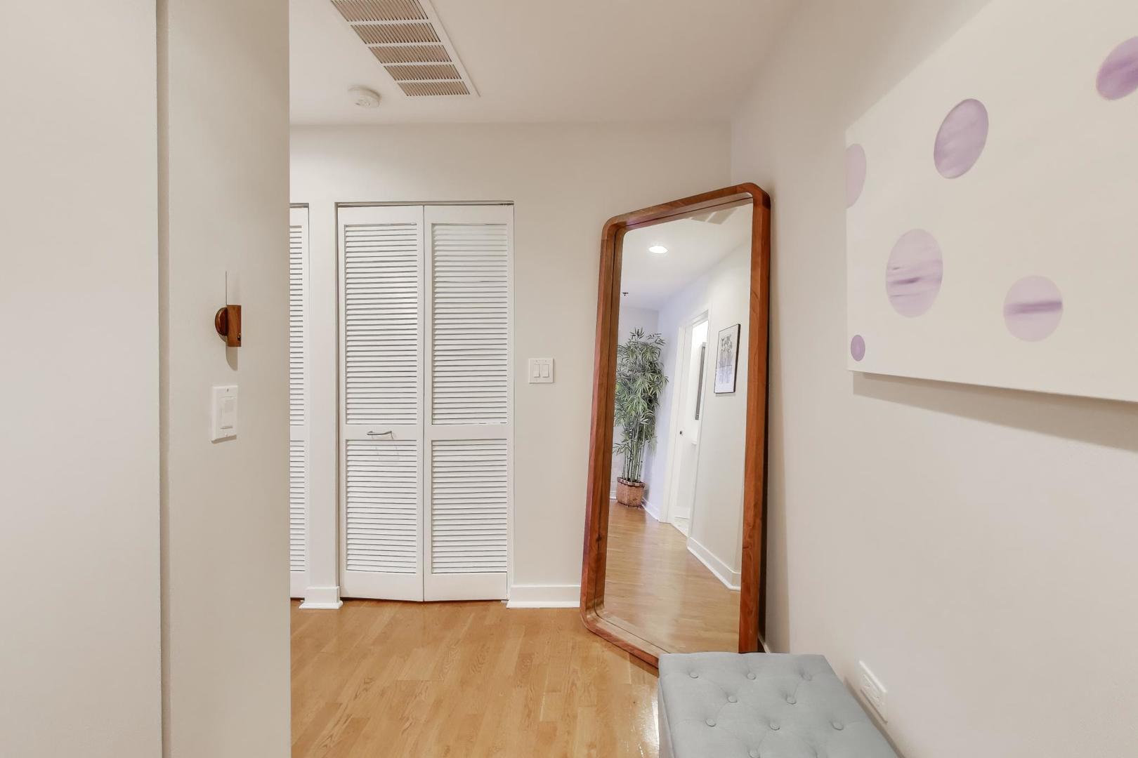 901 West Madison Street, Unit 710 Chicago, IL 60607 - Photo 18 of 35