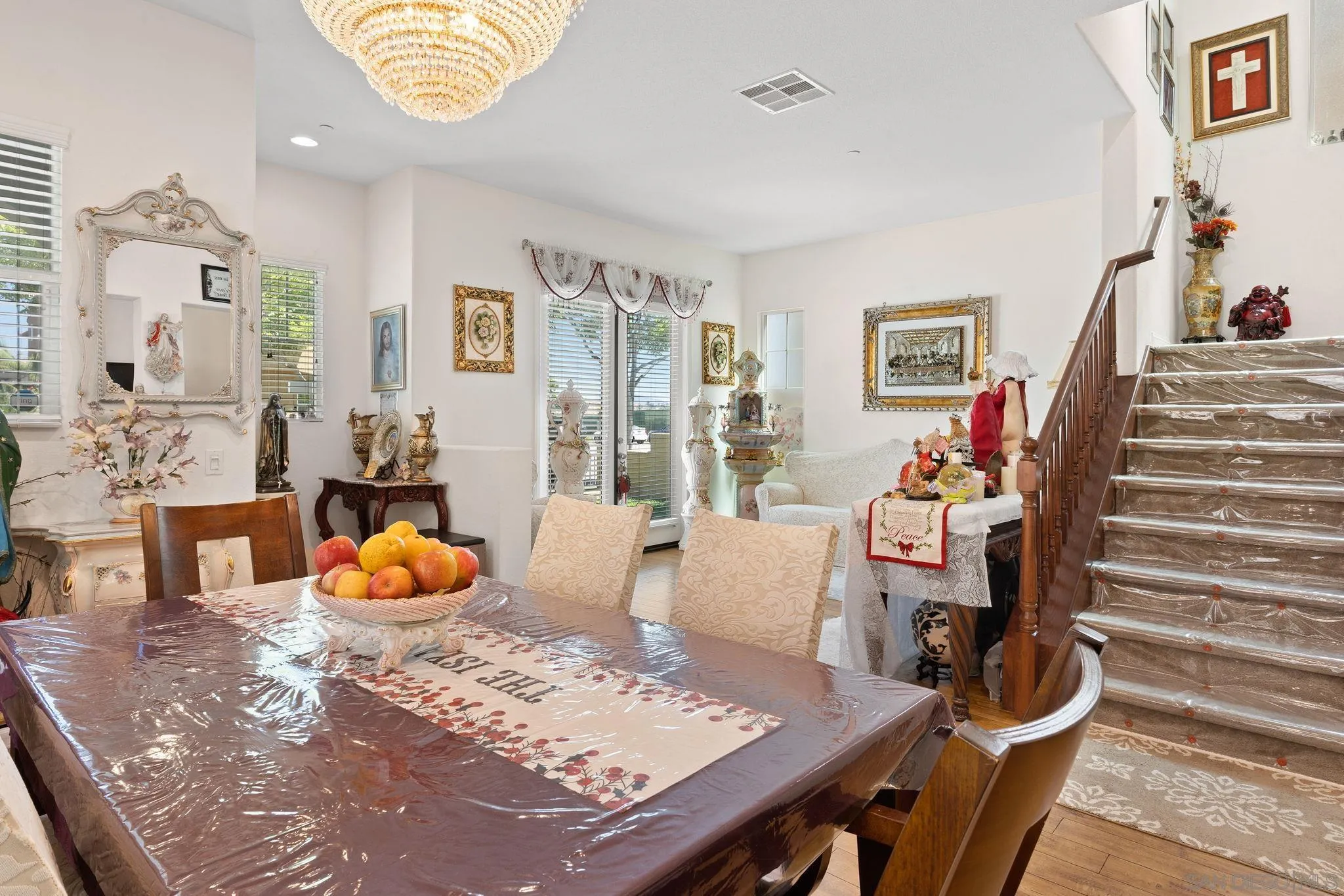 1438 Pershing Road Chula Vista, CA 91913 - Photo 3 of 45 a living room with furniture and wooden floor