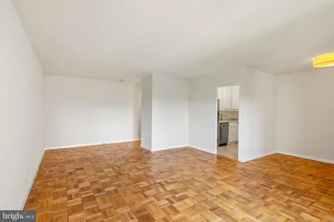 $225,000 | 4600 Connecticut Avenue Northwest, Unit 717, Washington, DC 20008