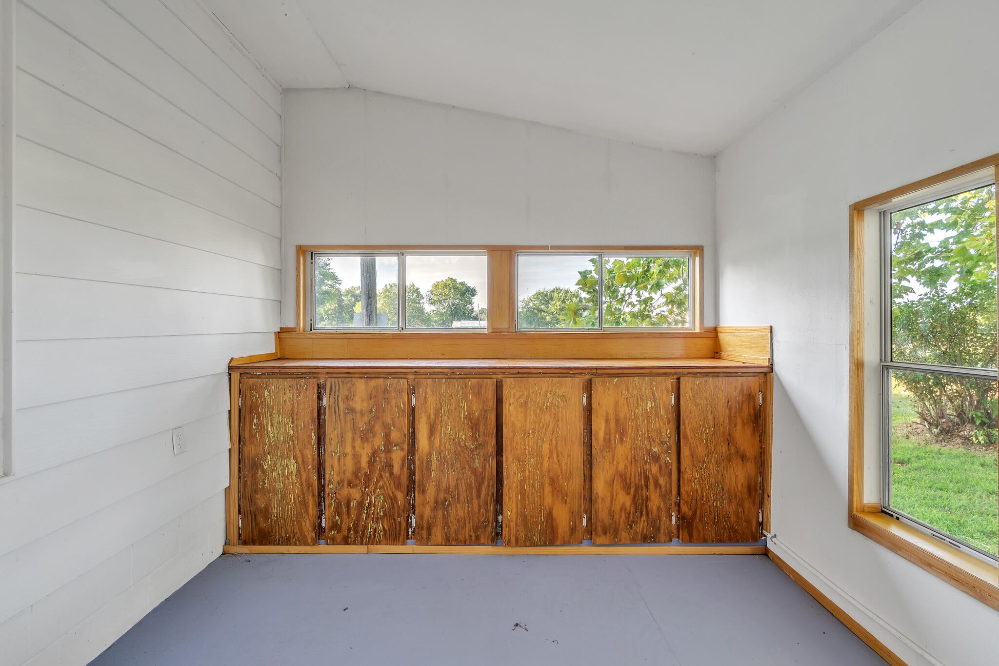 27151 South 520 Road Afton, OK 74331 - Photo 24 of 31 Storage in Sun Porch