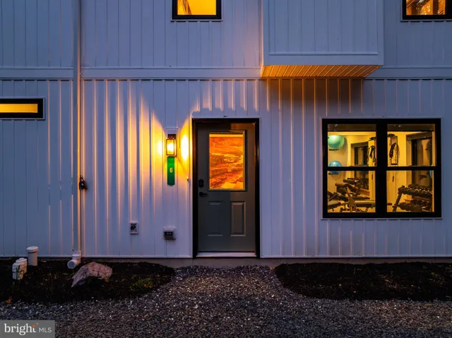 $1,399,900 | 6 Alder Lane, Lake Harmony, PA 18624