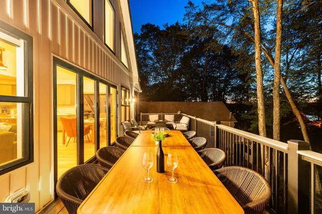 $1,399,900 | 6 Alder Lane, Lake Harmony, PA 18624