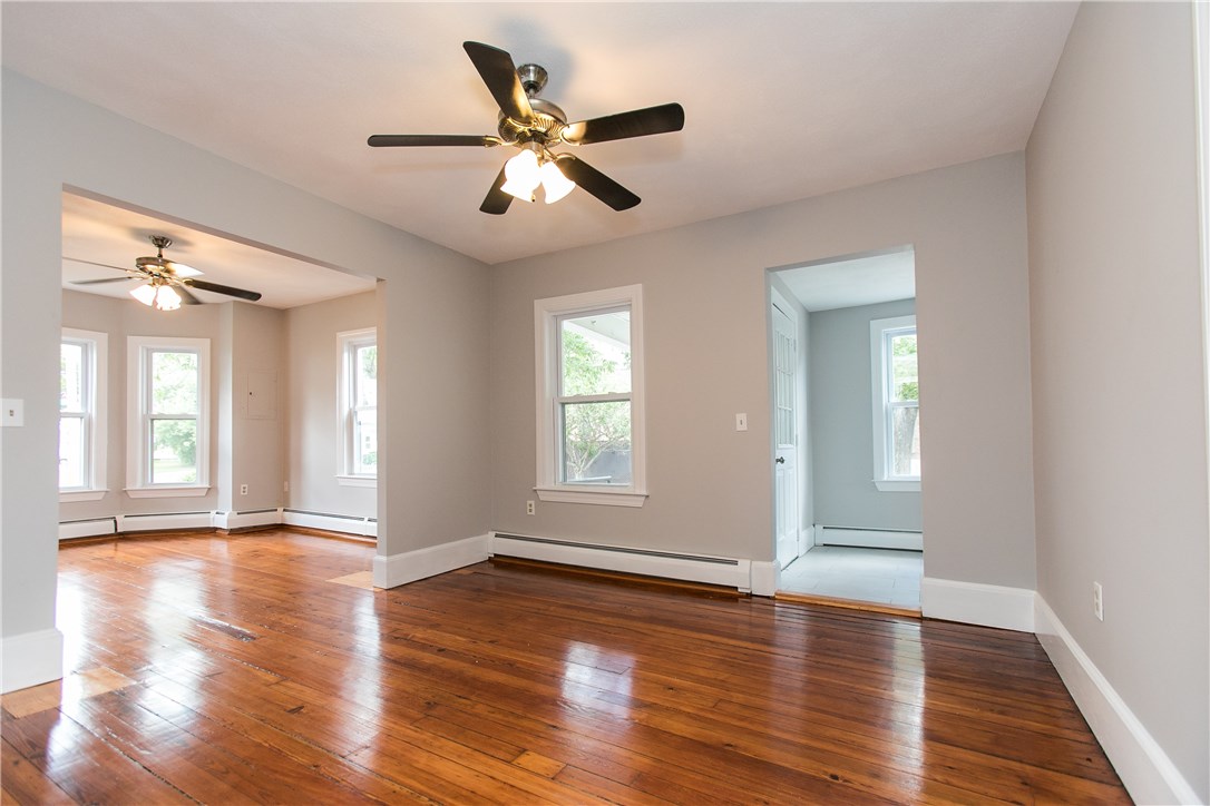 5 Shore Road East Providence, RI 02915 - Photo 14 of 33