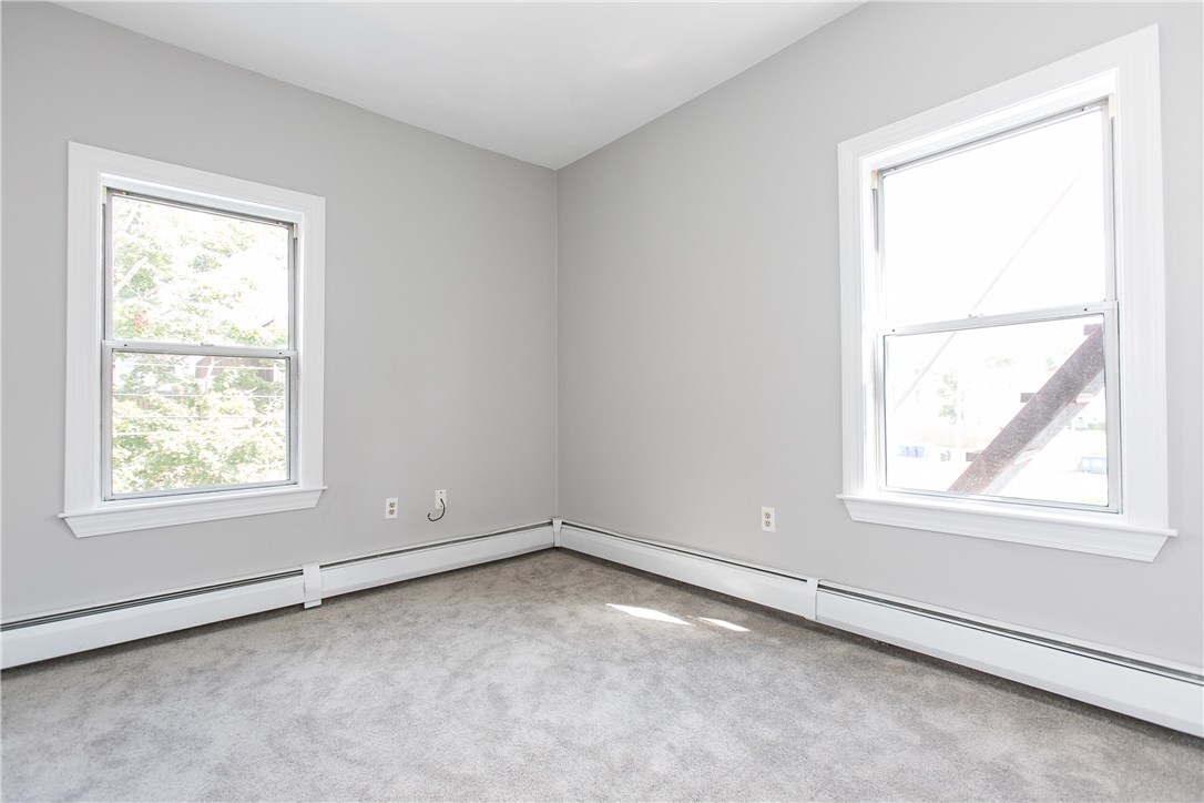 5 Shore Road East Providence, RI 02915 - Photo 26 of 33