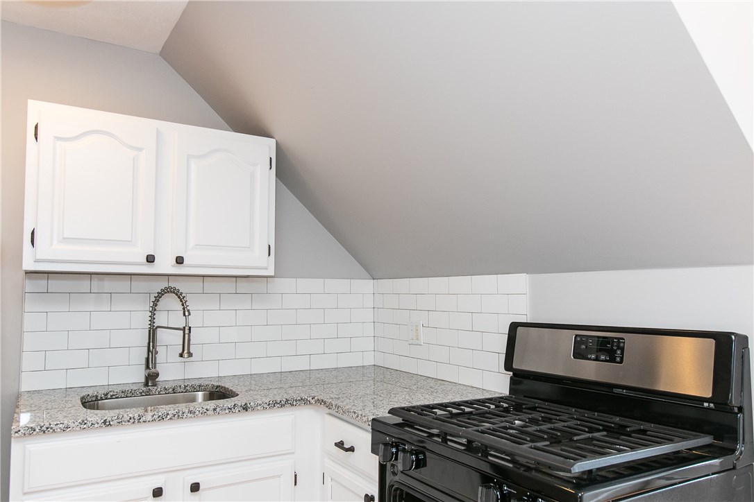 5 Shore Road East Providence, RI 02915 - Photo 32 of 33