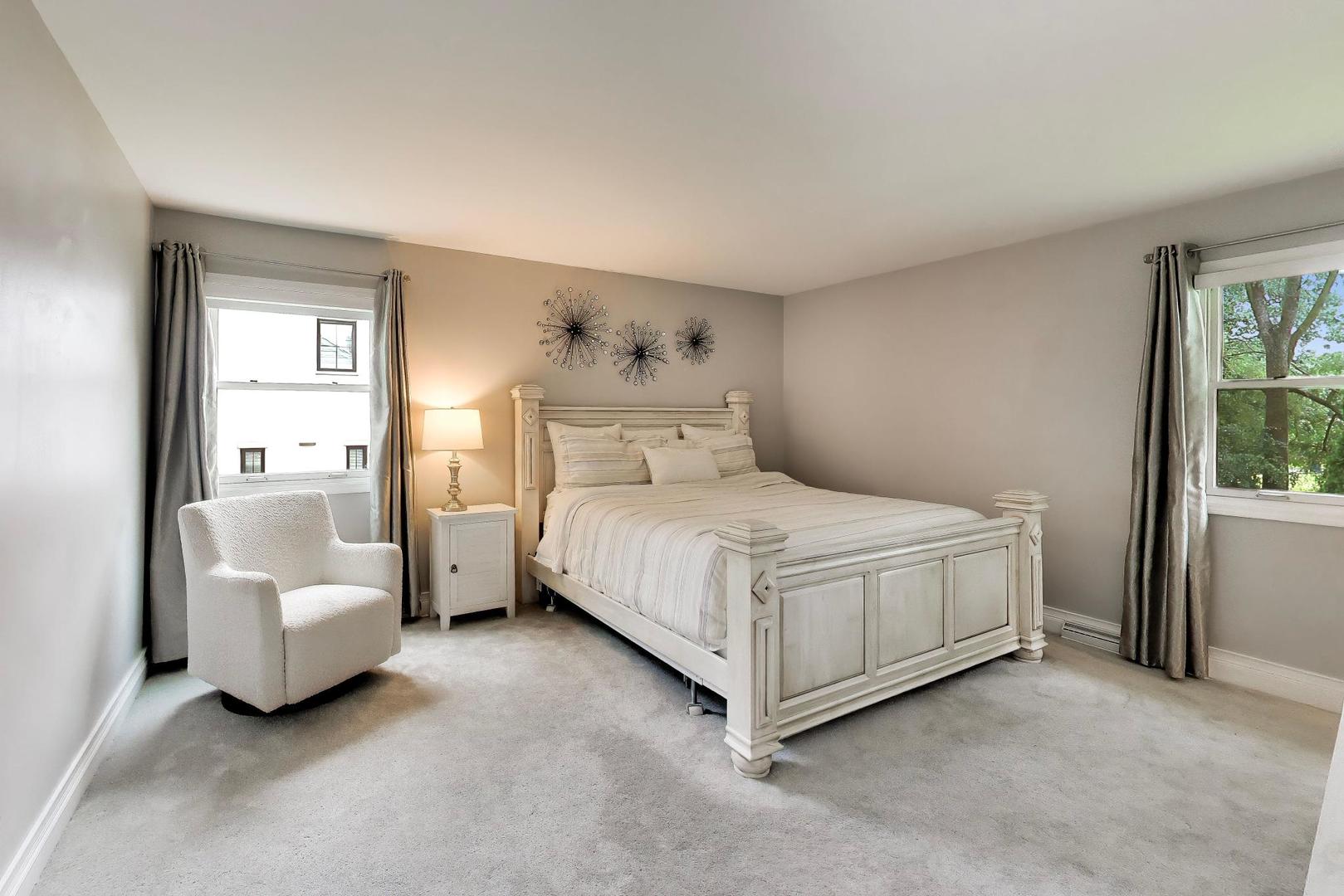 955 West Gilbert Road Palatine, IL 60067 - Photo 9 of 29 Gallery Image 9