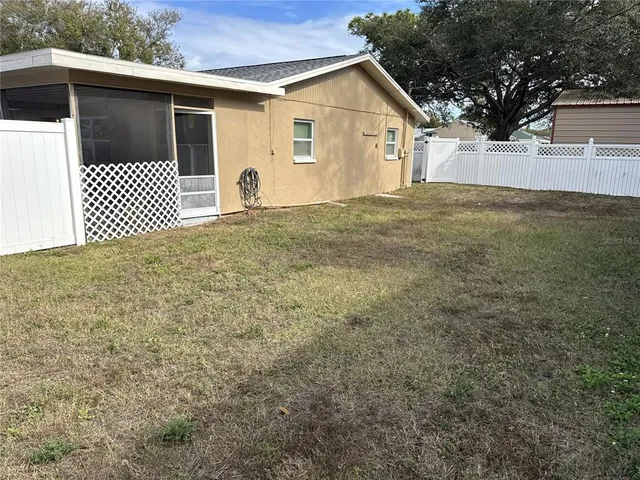 $1,700 | 3074 Brookview Avenue, Unit B, Largo, FL 33771