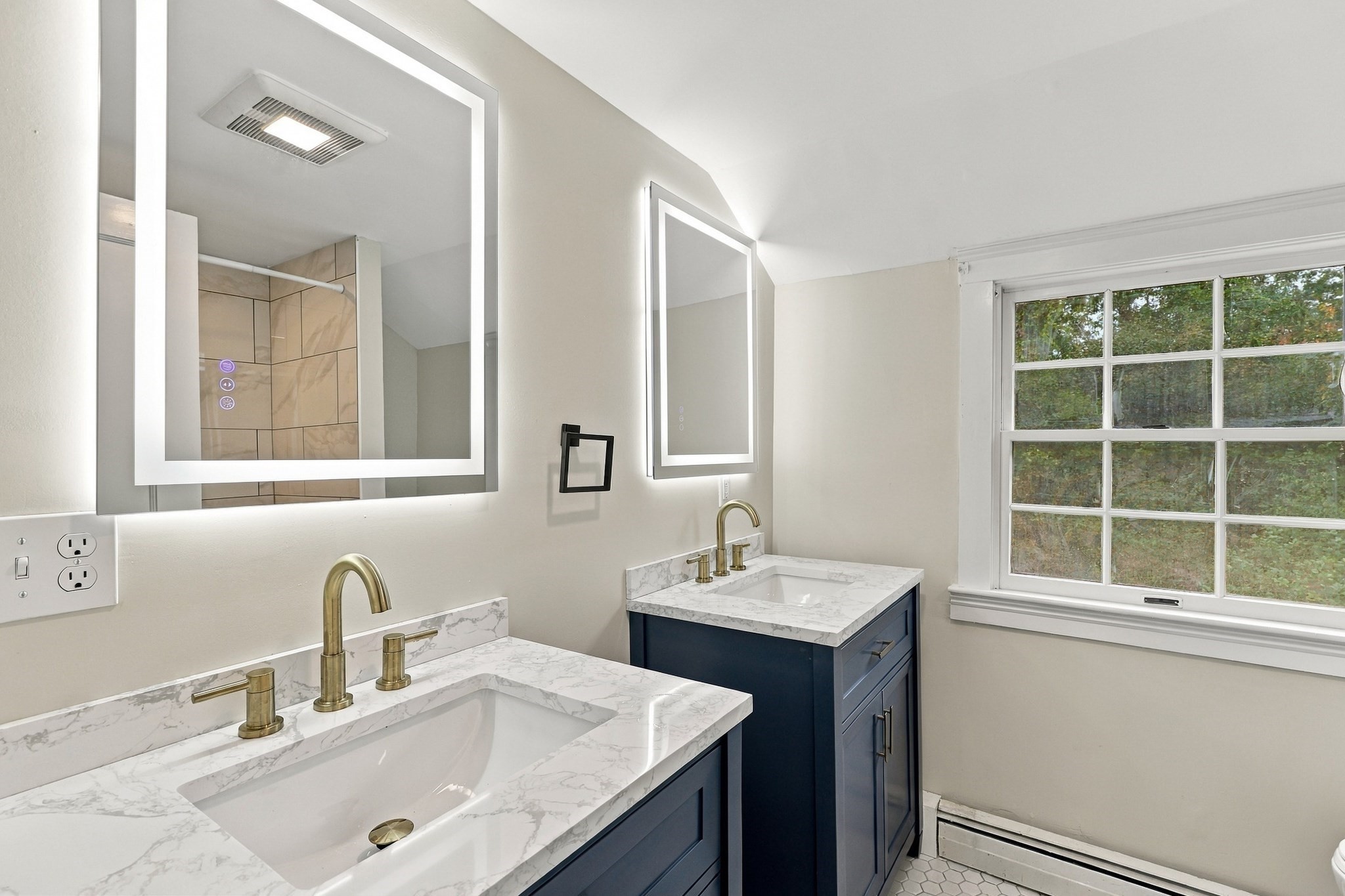 166 Cross Road Lunenburg, MA 01462 - Photo 16 of 33 Gallery Image 16