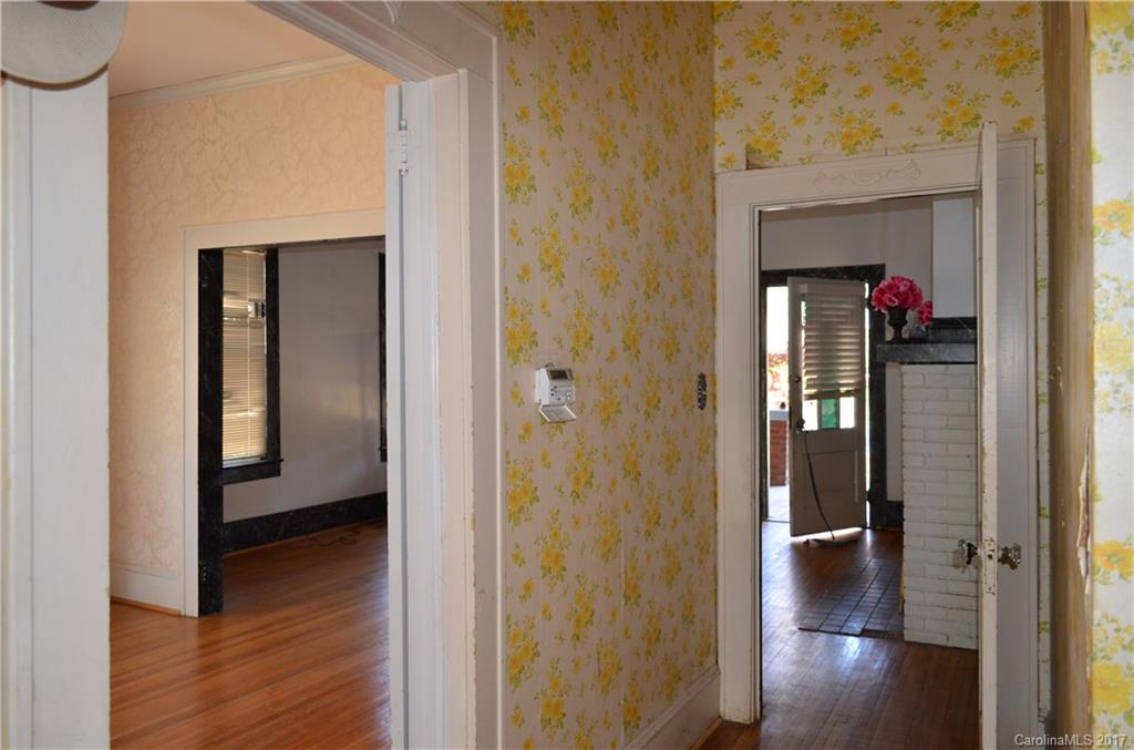 2124 Park Road, Unit 7 Charlotte, NC 28203 - Photo 16 of 23 Gallery Image 16