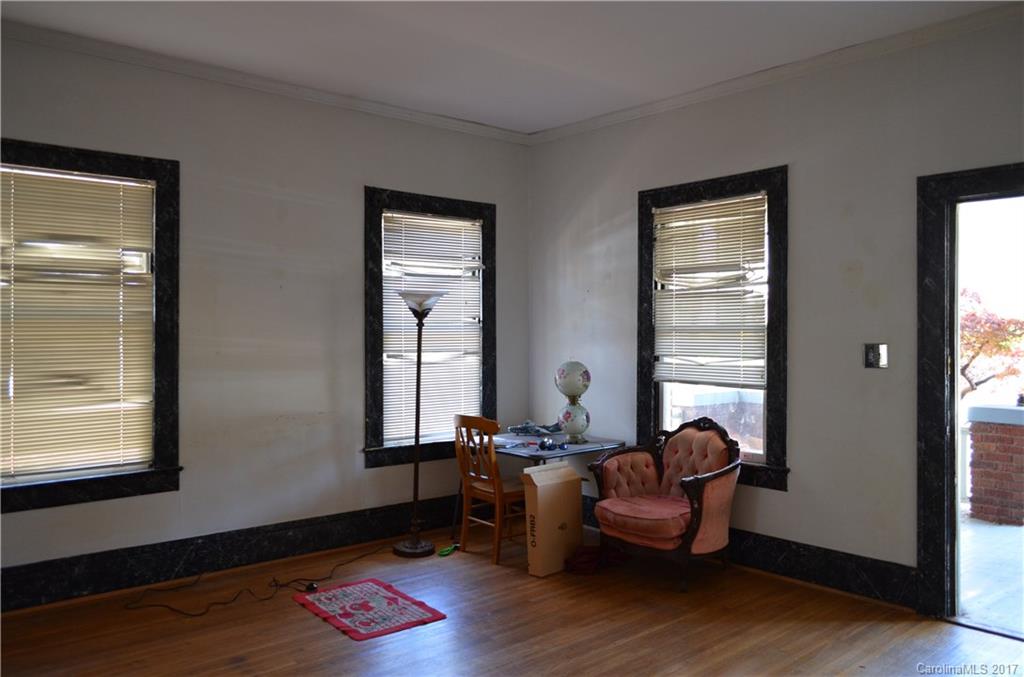 2124 Park Road, Unit 7 Charlotte, NC 28203 - Photo 6 of 23 Gallery Image 6