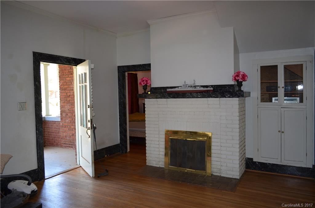 2124 Park Road, Unit 7 Charlotte, NC 28203 - Photo 7 of 23 Gallery Image 7