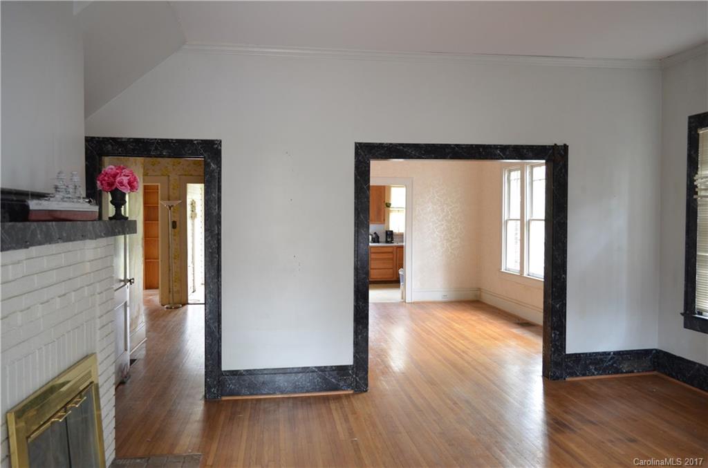 2124 Park Road, Unit 7 Charlotte, NC 28203 - Photo 8 of 23 Gallery Image 8