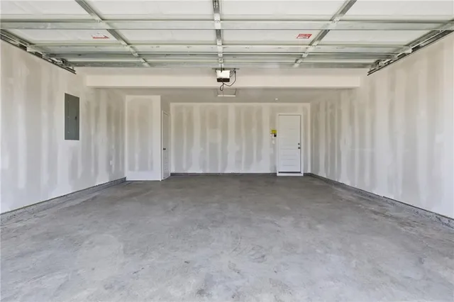 $374,585 | 549 West Bluebird Street, Gardner, KS 66030