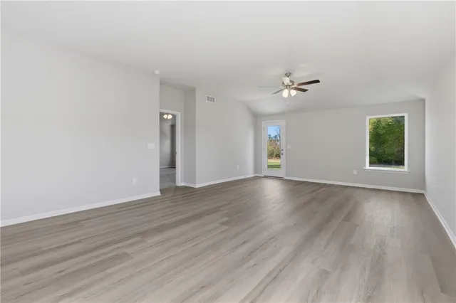 $374,585 | 549 West Bluebird Street, Gardner, KS 66030