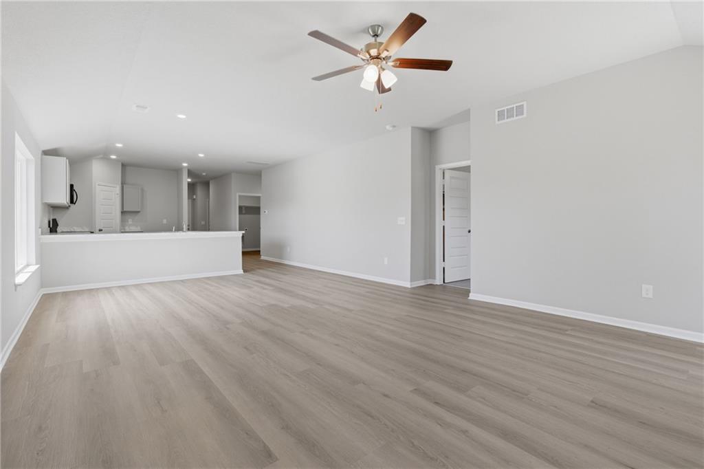 549 West Bluebird Street Gardner, KS 66030 - Photo 7 of 23