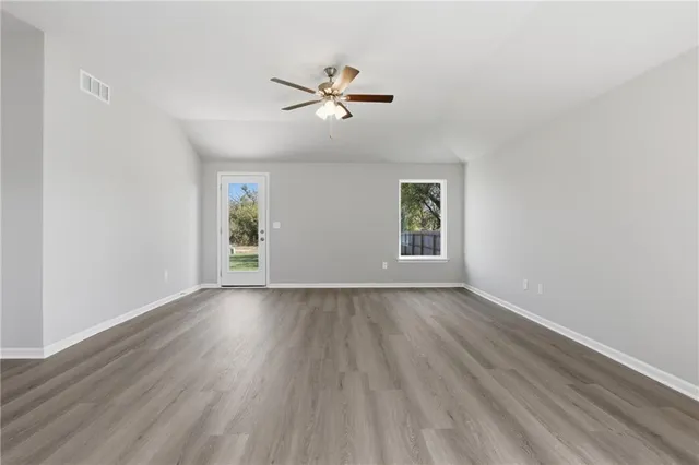 $374,585 | 549 West Bluebird Street, Gardner, KS 66030