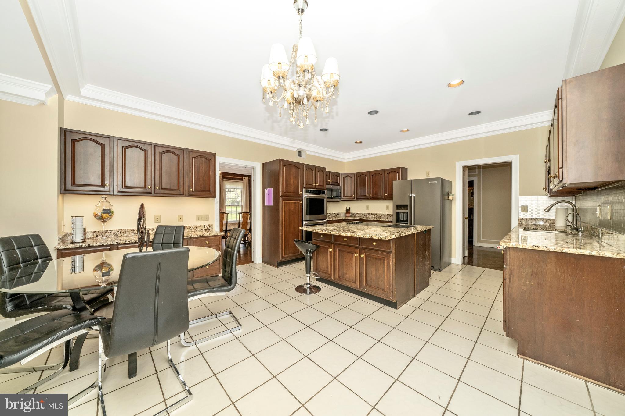 12929 Esworthy Road North Potomac, MD 20878 - Photo 12 of 42