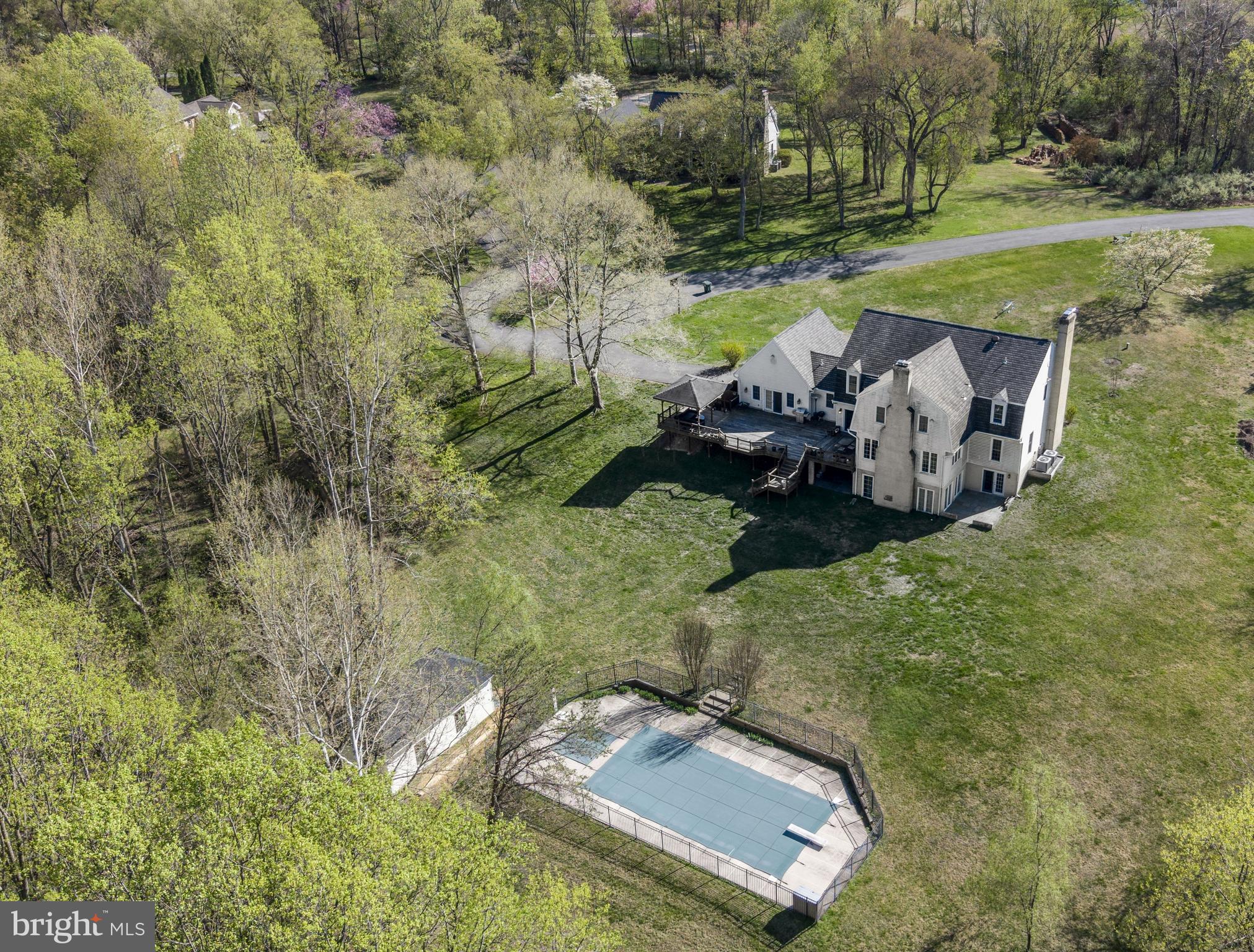 12929 Esworthy Road North Potomac, MD 20878 - Photo 2 of 42