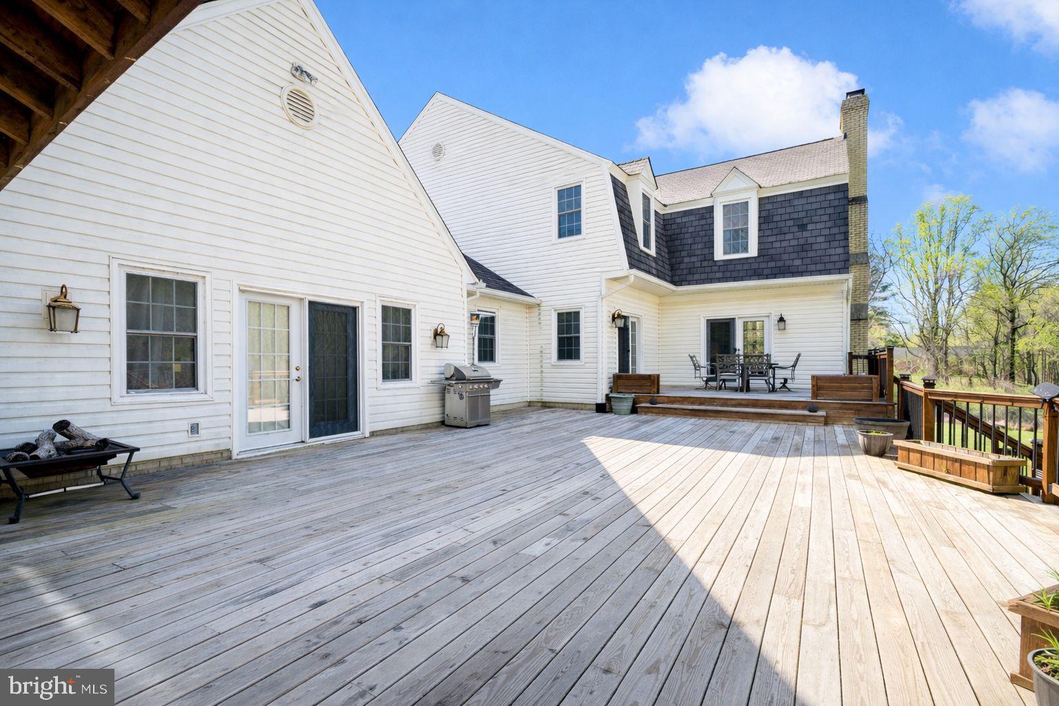 12929 Esworthy Road North Potomac, MD 20878 - Photo 33 of 42 spacious deck