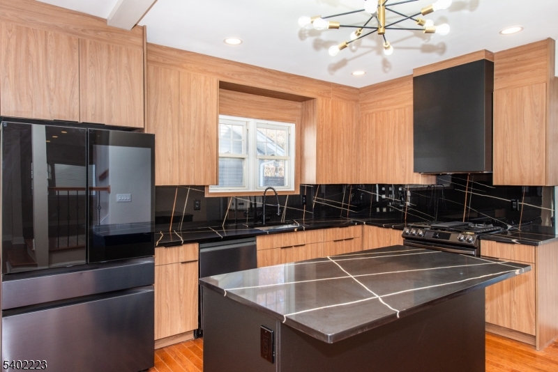 50 Grand Avenue Ridgefield Park, NJ 07660 - Photo 13 of 35