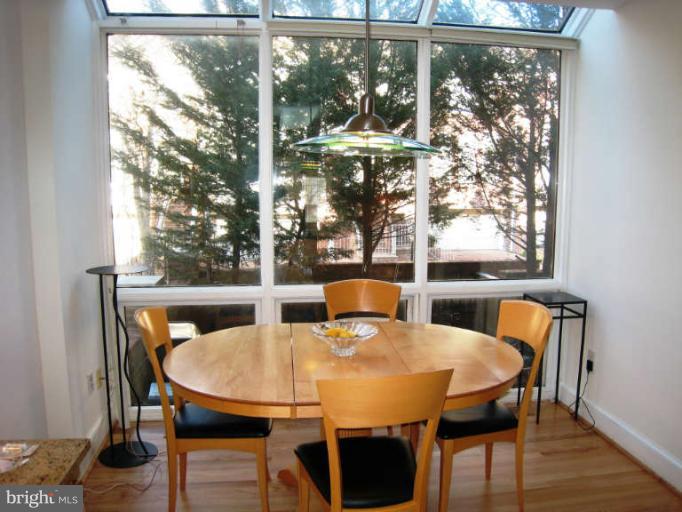 8312 Rising Ridge Way Bethesda, MD 20817 - Photo 12 of 29 Breakfast Room