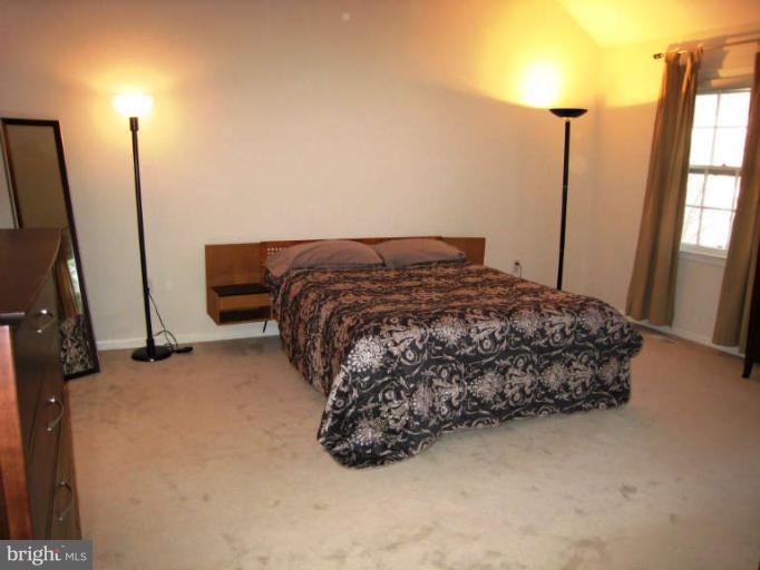 8312 Rising Ridge Way Bethesda, MD 20817 - Photo 16 of 29 Bedroom (Master) View #2