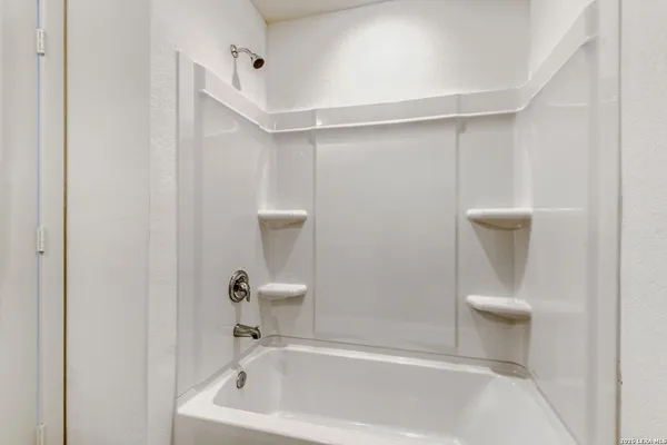 $1,650 | 6047 Sliding Way, Von Ormy, TX 78073