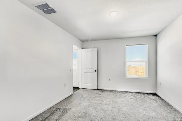 $1,650 | 6047 Sliding Way, Von Ormy, TX 78073