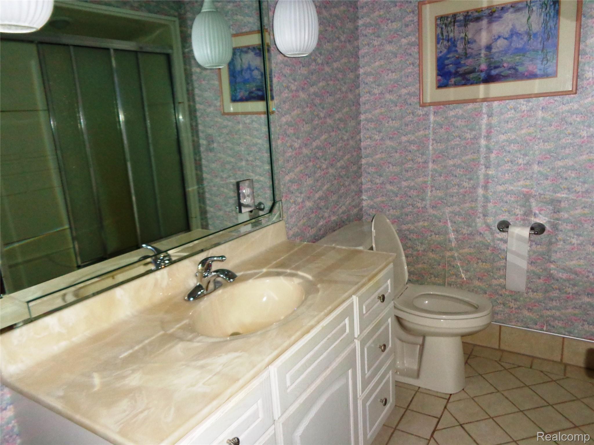 16901 English Road Manchester, MI 48158 - Photo 20 of 42 DSC01058.JPG