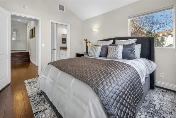 $1,945,000 | 22535 Blueridge Court, Calabasas, CA 91302