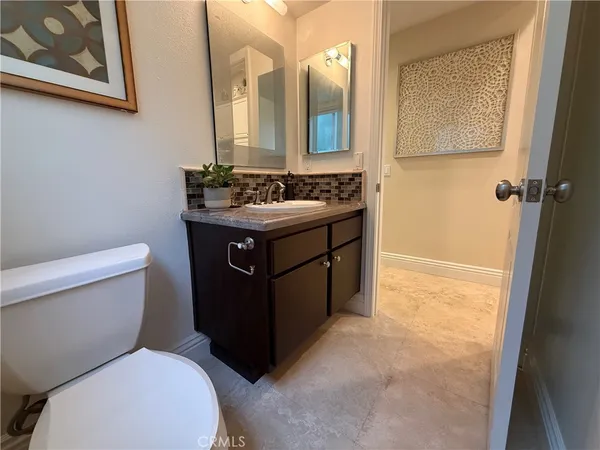 $1,945,000 | 22535 Blueridge Court, Calabasas, CA 91302
