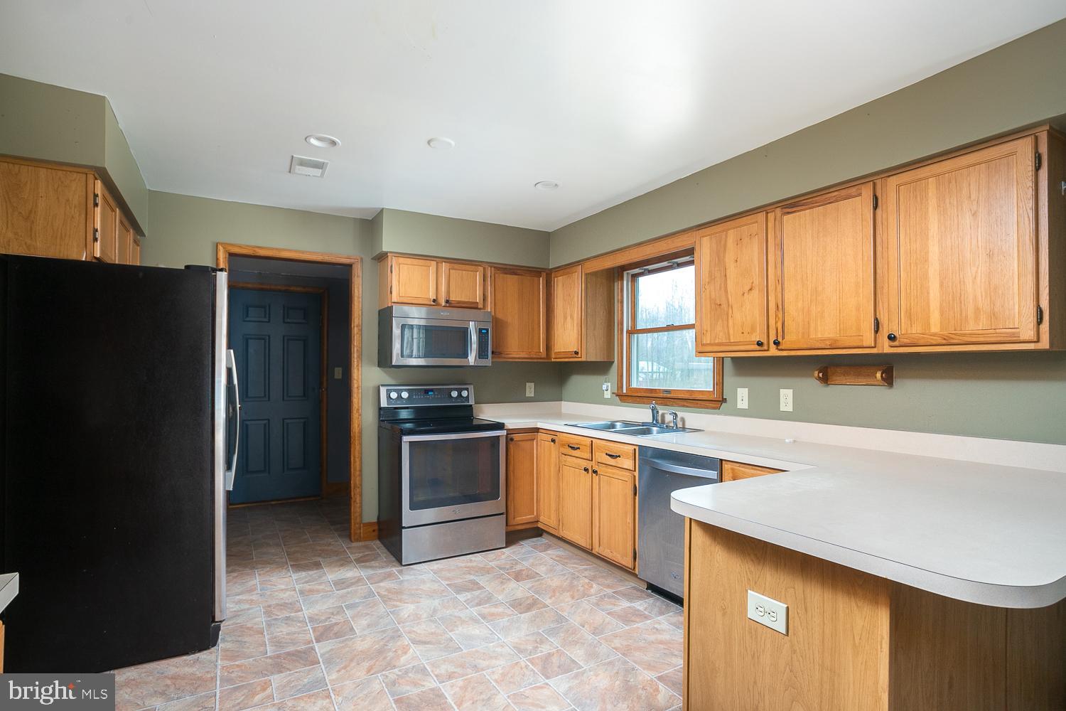 159 Long Swamp Road New Egypt, NJ 08533 - Photo 10 of 30 Gallery Image 10