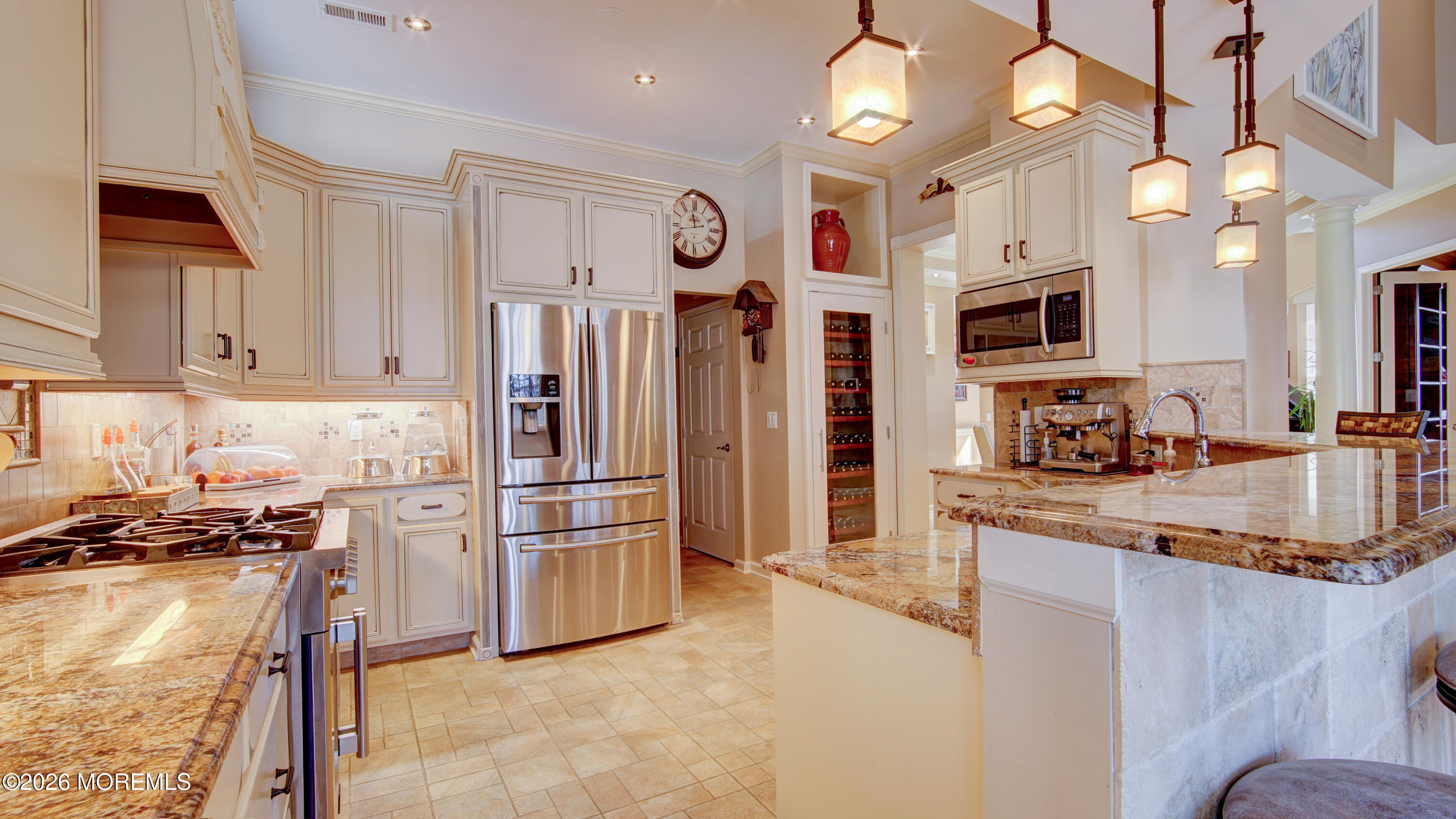 22 Crooked Stick Road Jackson, NJ 08527 - Photo 25 of 45 Kitchen SS appliances