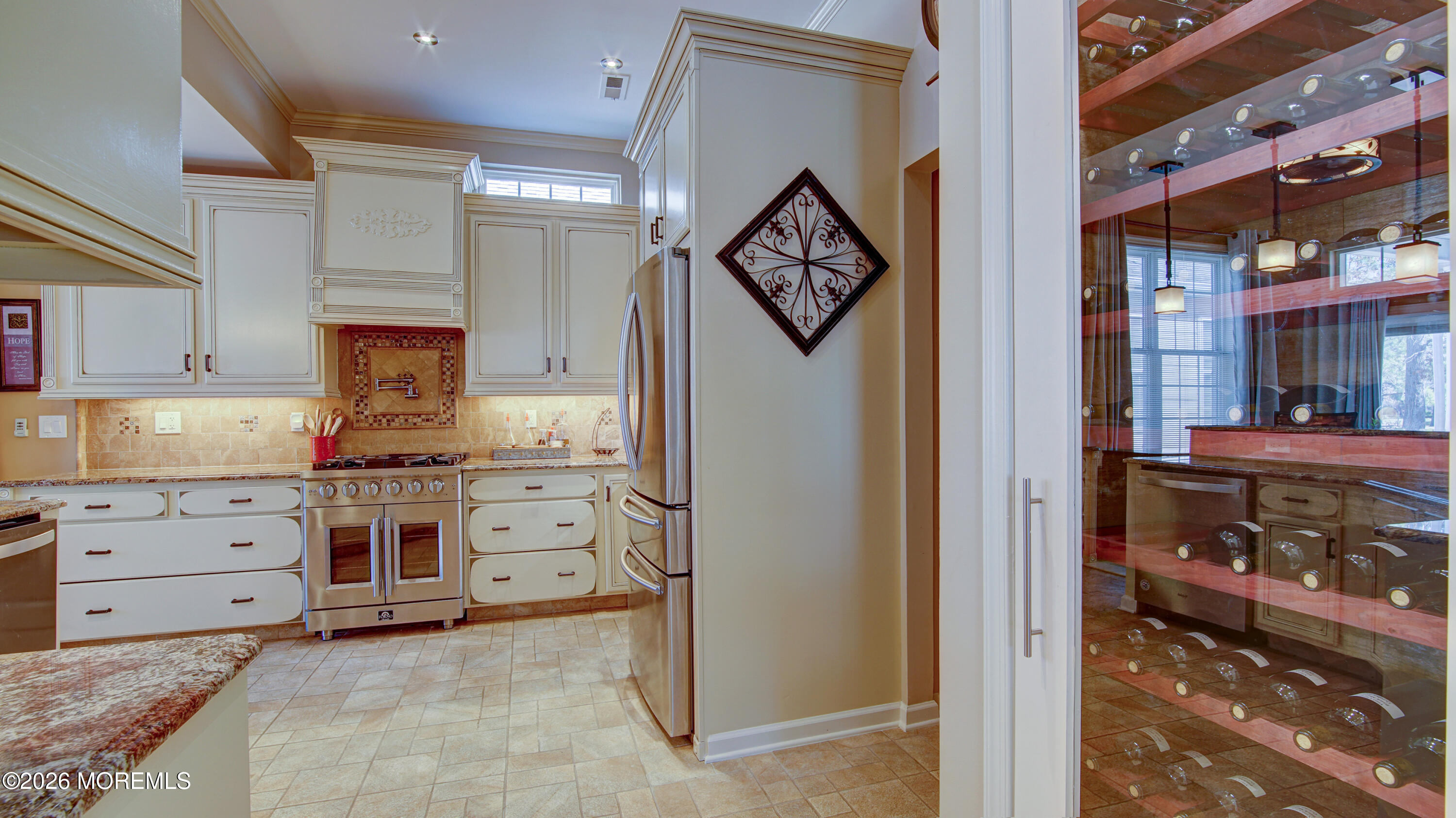 22 Crooked Stick Road Jackson, NJ 08527 - Photo 27 of 45 Kitchen w/wine closest