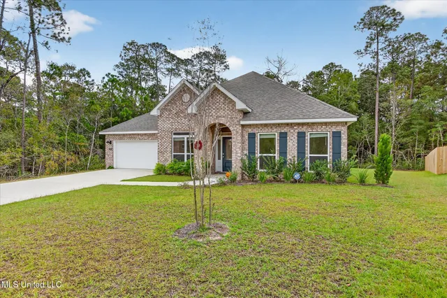 $409,999 | 11705 Wakeland Court, Ocean Springs, MS 39564