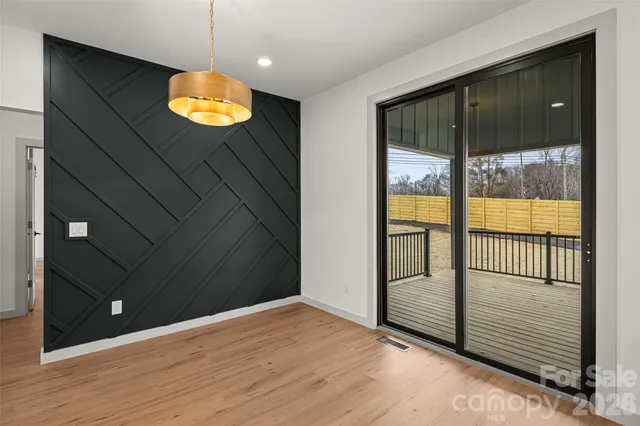 $750,000 | 6 Scott Mdws Drive, Unit 33, Asheville, NC 28806